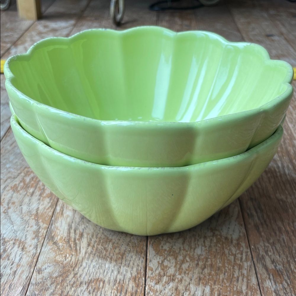 2  Bowls